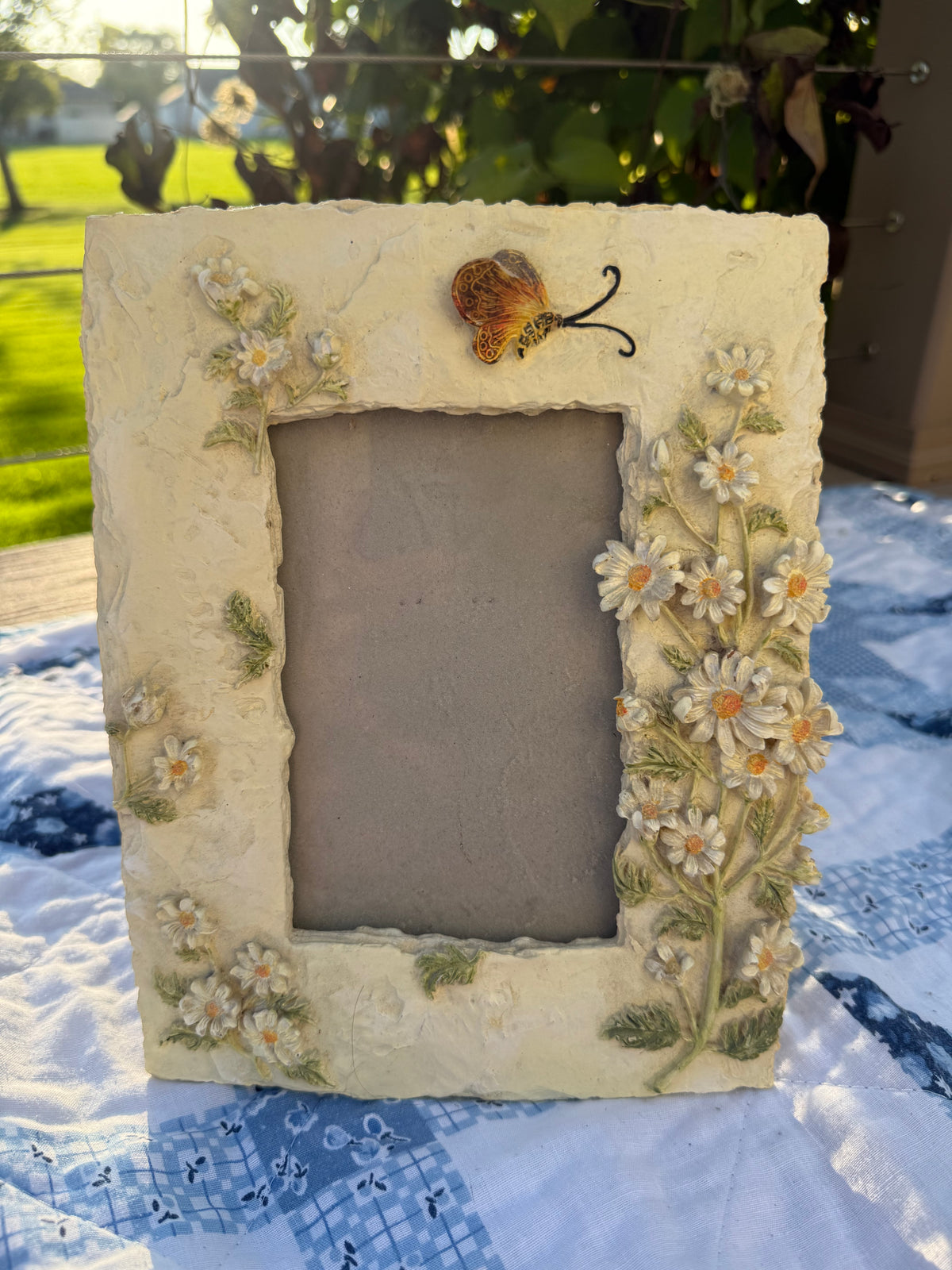 Stone Flower Frame