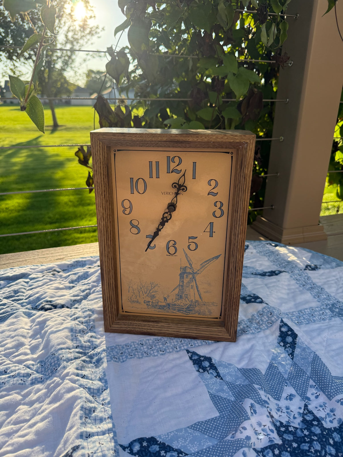 Lighthouse Clock