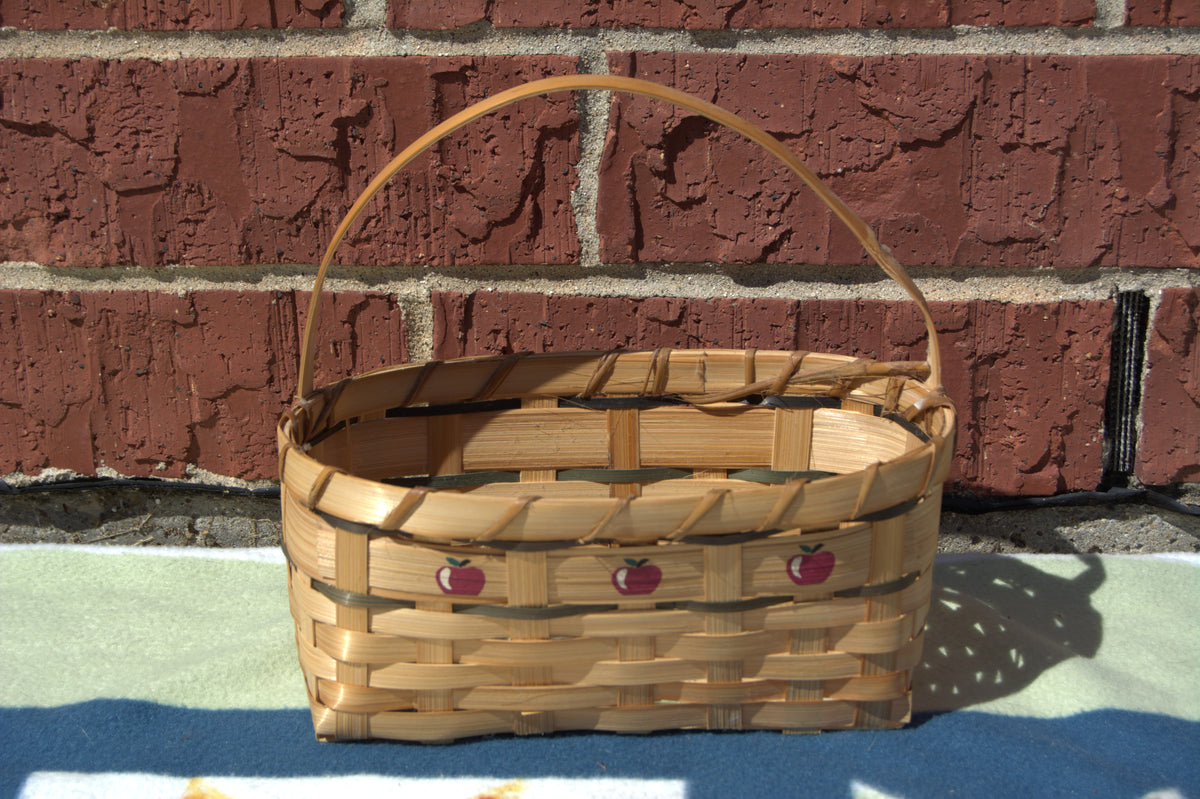 Wall Apple Basket